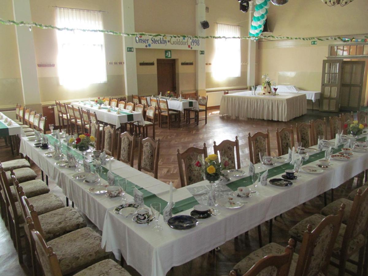 Gasthaus Und Pension Zum Biber Steckby Bagian luar foto